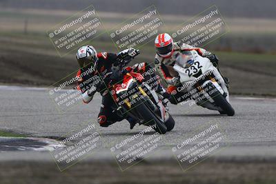 media/Nov-29-2025-TrackDaz (Sat) [[10ae2d9bce]]/B Group/Session 3 (Outside Grapevine)/